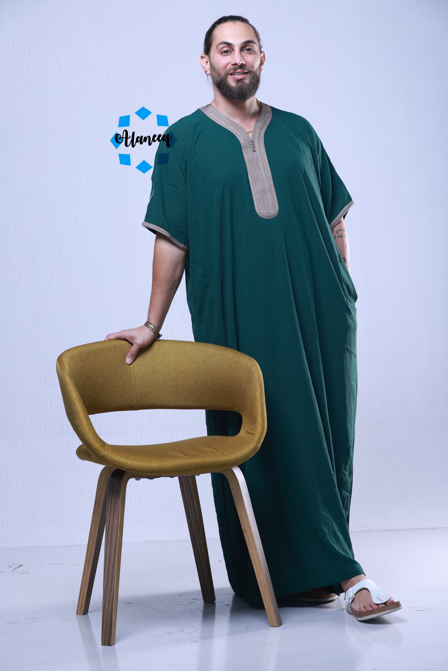 جلابيه مغربيه لون اخضر ديواني